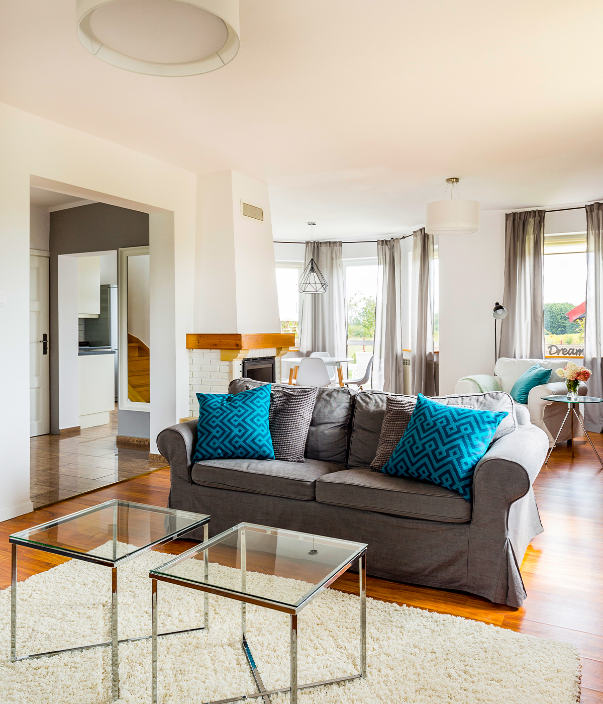 http://Interior%20of%20a%20renovated%20living%20room%20in%20a%20New%20York%20City%20home%20by%20MCG%20Corp.